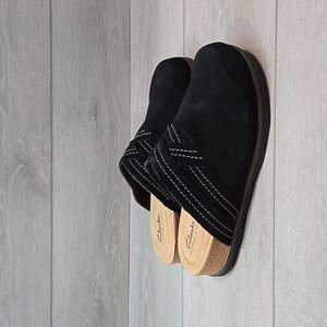 Clarks Collection Women Ultimate Comfort Leather Mulu Clog shoes sz 8.5M